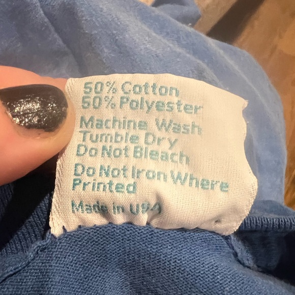 Vintage The Boss Peacock Papers T-shirt Distressed 1980’s - Picture 7 of 7